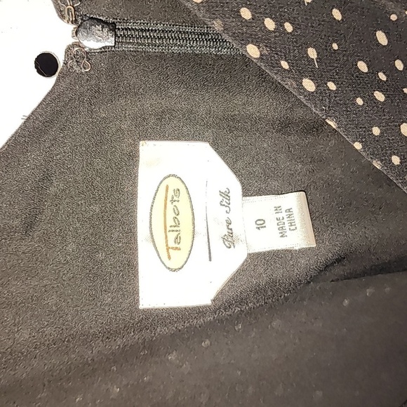 Talbots Pure Silk Size 10 Black w/ Cream Dots Midi Dress Sleeveless Pleated - Picture 6 of 8